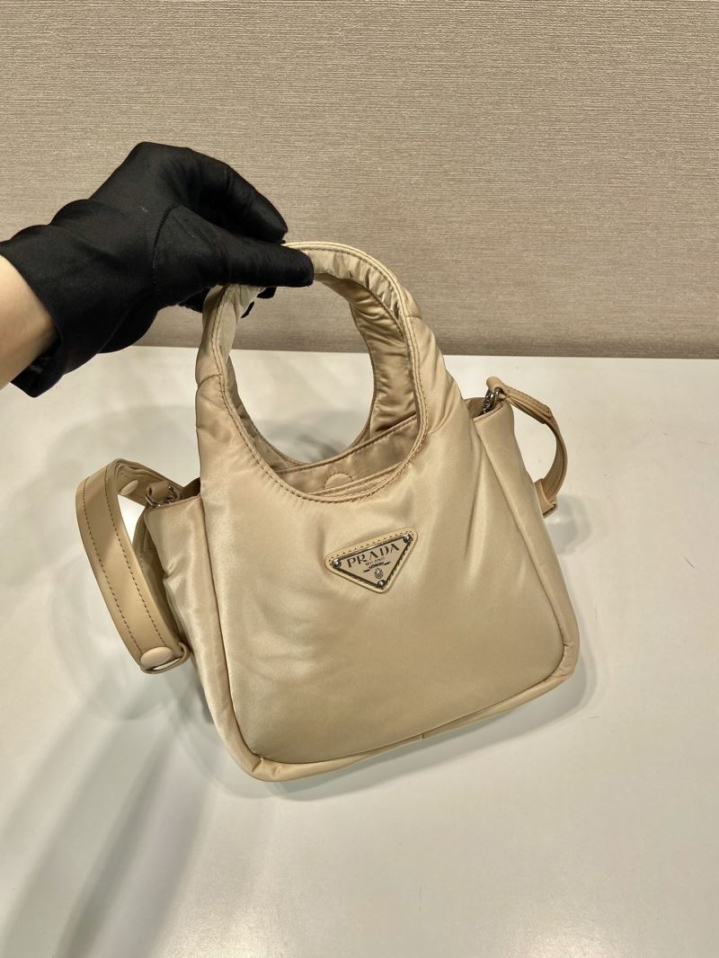 Pra*a tote bags